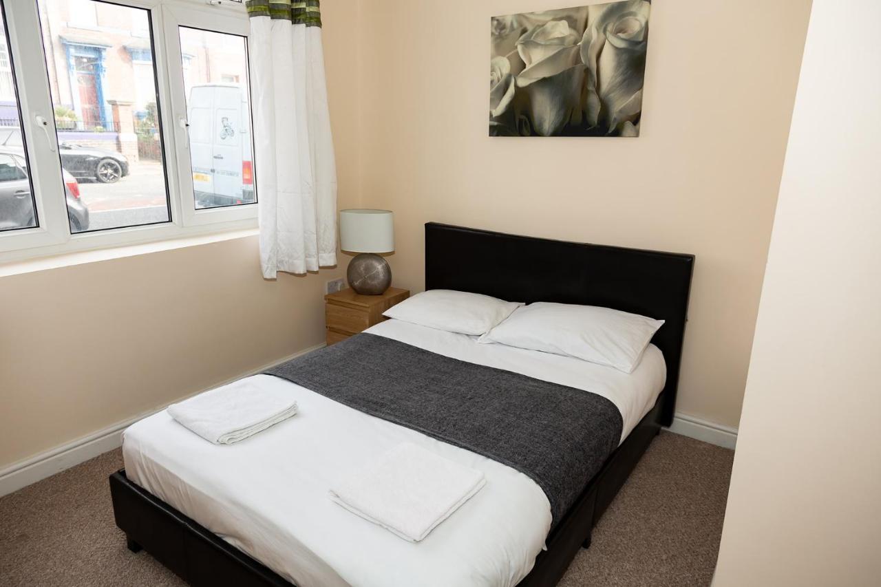 Alexander Apartments Rooms 2 Σάουθ Σιλντς Εξωτερικό φωτογραφία